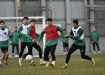 Bursaspor’da Amed SF maçı hazırlıkları sürüyor