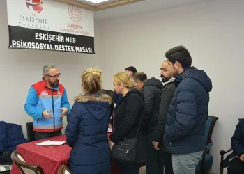 Depremzedelere psikososyal destek sağlanıyor