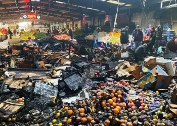 Pazar yerinde korkutan yangın