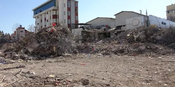 Deprem Adıyaman’da 6 oteli yıktı