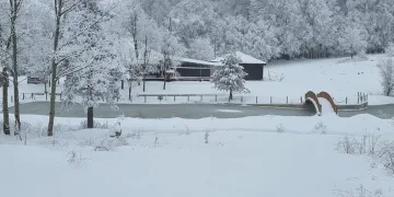 Domaniç’te kar kalınlığı 30 santimetreye ulaştı