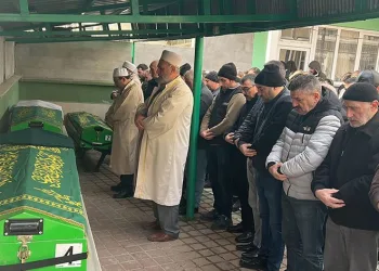 Depremzedeleri kurtardı, kazada hayatını kaybetti