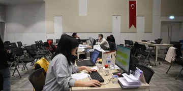 4 bin 400 depremzede taburcu edildi