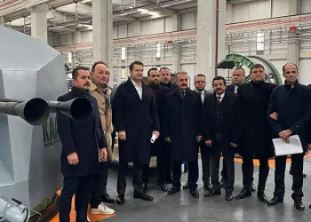 Büyükataman, Bursa’da iş adamlarının taleplerini dinledi