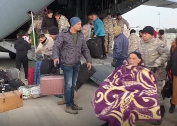 “Yaşanılan acıyı depremzedelere ‘acıma’ olarak yansıtmamalıyız”