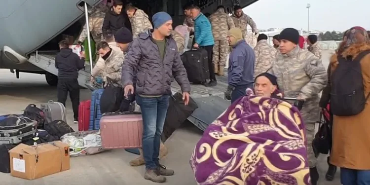 “Yaşanılan acıyı depremzedelere ‘acıma’ olarak yansıtmamalıyız”
