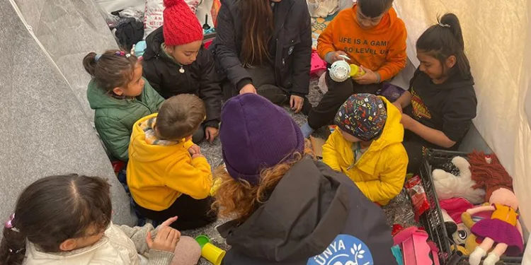 Dünya Doktorlarından deprem bölgesine destek