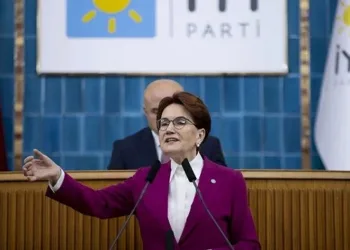 “Sadece depremle değil liyakatsizlikle de yüzleştik”