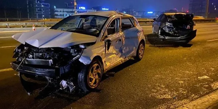 Otomobilde seyir halindeyken bir kişi yola düştü