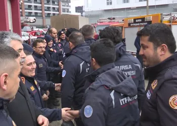 Enkazda can kurtaran kahramanlar