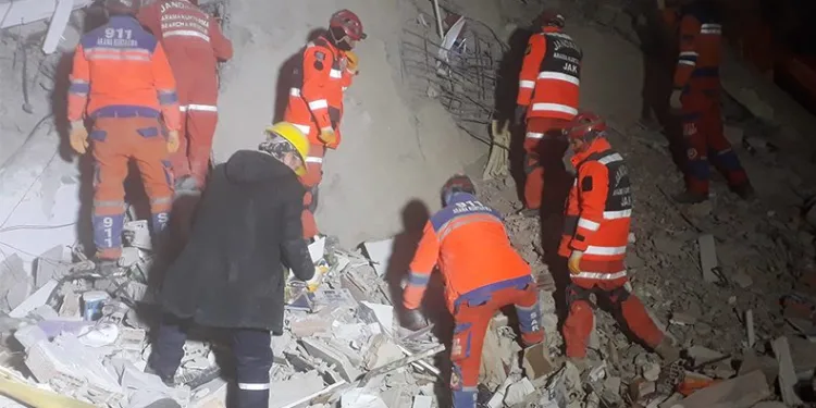 Bandırma 911 hayat kurtarıyor