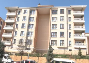 Hatay’da TOKİ ayakta