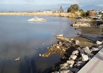 Fethiye’de deniz 10 metre çekildi