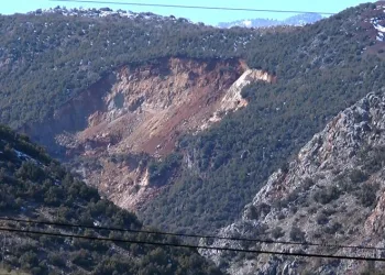 2 büyük deprem 2 dağı birleştirdi