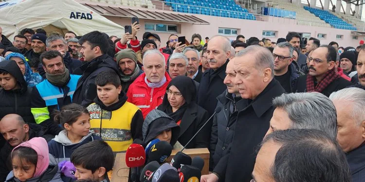 Cumhurbaşkanı Erdoğan: ‘Bir yıllık kira bedelini ödeyeceğiz’