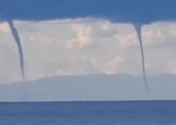 İzmir’de hortum paniği