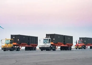 NATO konteynerleri yola çıktı