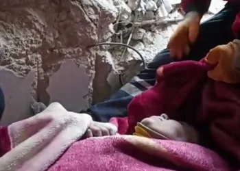 175. saatte enkazdan sağ olarak çıkarıldı