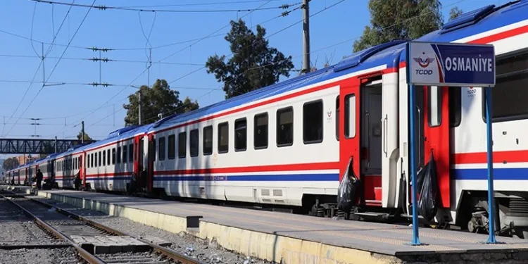 Bin 200 depremzede trende konaklıyor