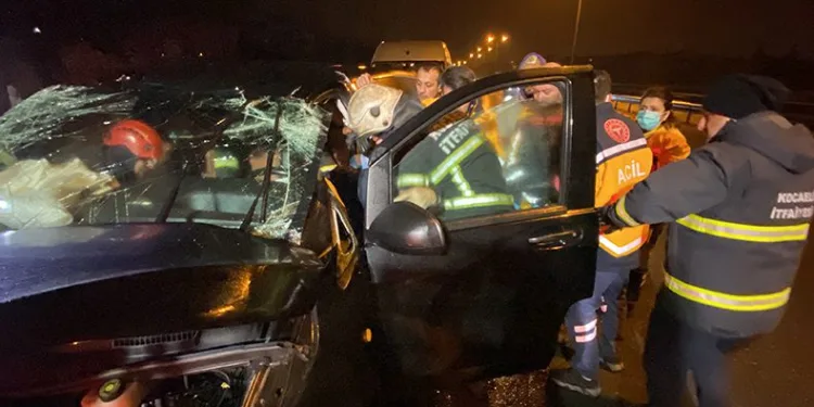 Depremzede aile kaza yaptı