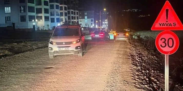 Aracın çarptığı adam hayatını kaybetti
