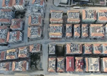 Yaptığı 12 binadan bir tanesi bile yıkılmadı