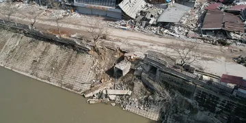 Asi Nehri’nin bazı kısımlarında çökme meydana geldi