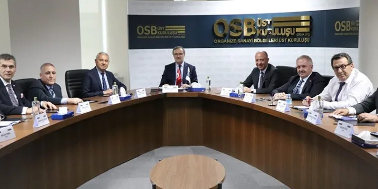 “Deprem bölgesinde sanayi üretimini sürdürmek zorundayız”