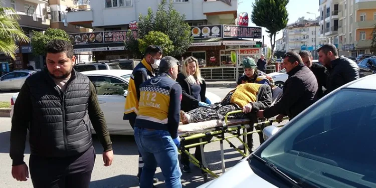Maraş’tan gelen depremzedeler kaza yaptı