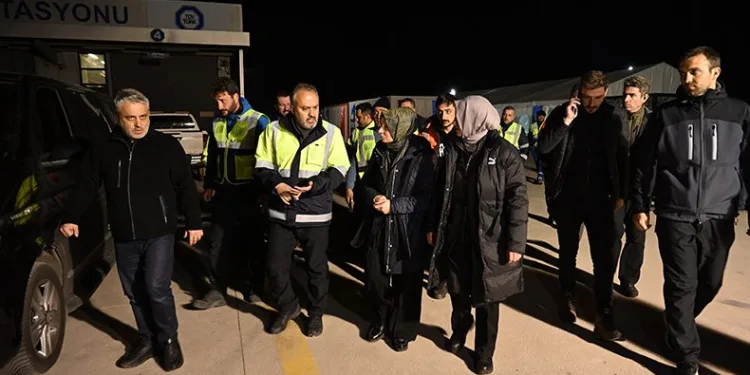 Bursa’nın Hatay’a destekleri büyük