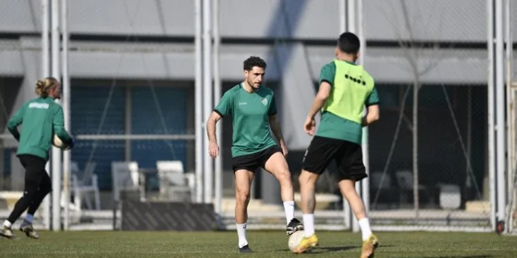 Bursaspor’da hazırlıklar sürüyor