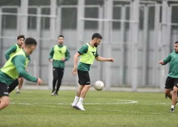 Bursaspor’da hazırlıklar sürüyor