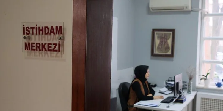 Deprem sonrası işsiz kalanlara çağrı