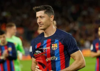 Barcelona futbolcusu Robert Lewandowski’den depremzedelere yardım çağrısı