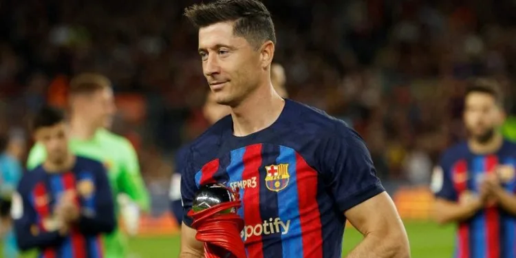 Barcelona futbolcusu Robert Lewandowski’den depremzedelere yardım çağrısı