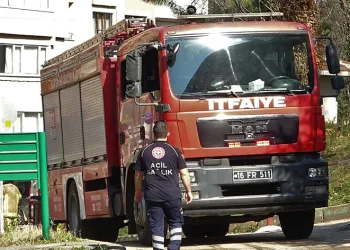 Hastanede yangın çıktı, faciayı karbonmonoksit topları önledi