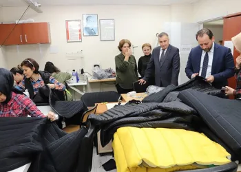 Olgunlaşma Enstitüsü deprem bölgesine eşya üretiyor