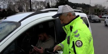 Genç sürücüden yediği cezaya ilginç tepki