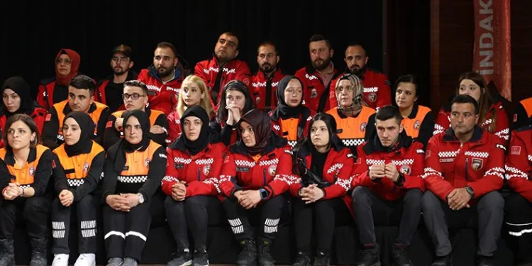 İNDAK ekibi depremin acı hatıralarını paylaştı