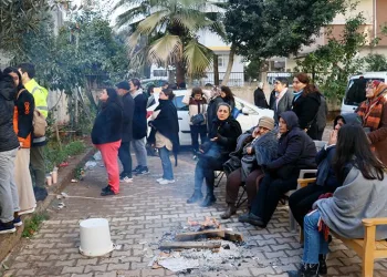 En acı bekleyiş