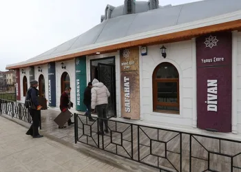 Nöbetçi Kitaphane kullanıma hazırlanıyor