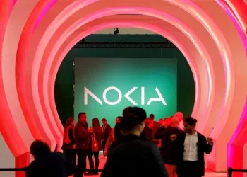 Nokia logosunu değiştirdi