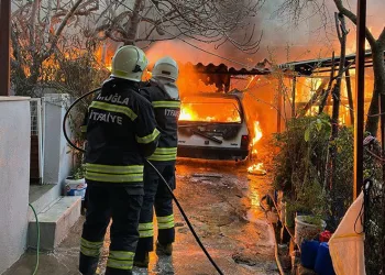 Milas’ta araç yangını