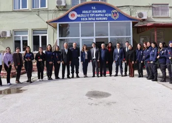 Cezaevindeki kadınlar unutulmadı