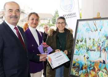 Mudanya’da depremzedeler için resim sergisi