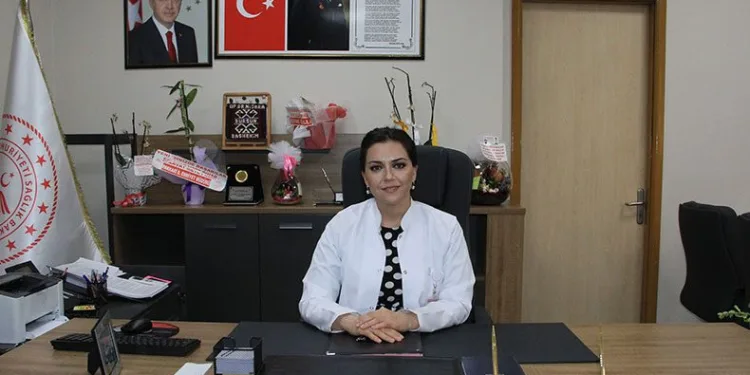 Ahıskalı doktor gönüllü olarak Hakkari’de kaldı