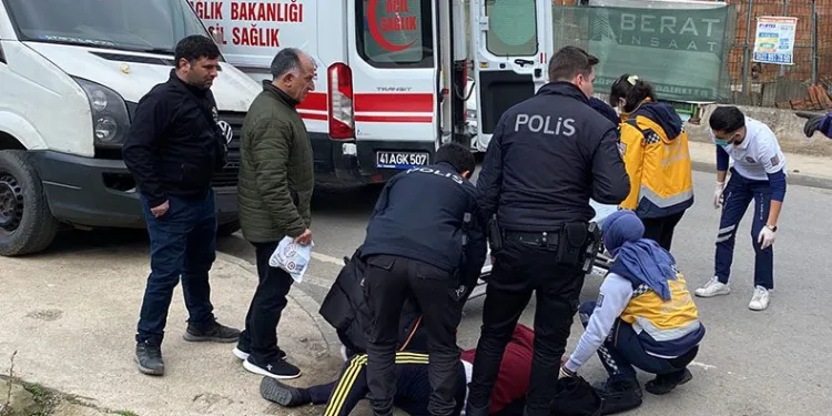 Cadde ortasında baygın halde bulundu