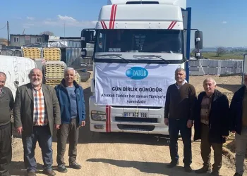 Ahıska Türkleri depremzedelerin yaralarını sarıyor