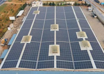 Enerji panelleri güneşin olduğu her yerde