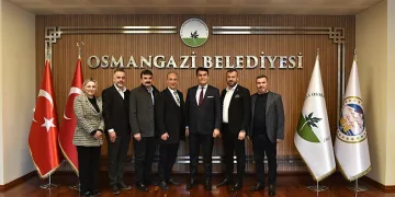 “Çarşı esnafı AVM’lere karşı güçleniyor”